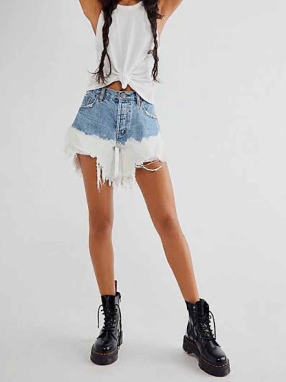 SIZE 28, NWT ONE TEASPOON X FREE PEOPLE TIE DYE BLEACH DISTRESSED DENIM SHORTS - Picture 2 of 7